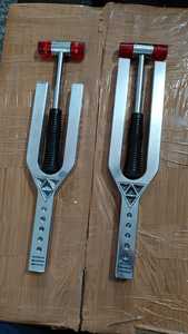 Ensemble de 7 épées sonores géantes d'accordage (D288/A432) pour fournitures de laboratoire - Product Image 2