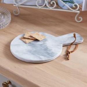 Planche à découper en marbre de qualité supérieure fabriquée à la main avec des détails modernes et une finition intemporelle adaptée à une utilisation culinaire polyvalente - Product Image 1