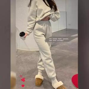 ชุดวอร์มสองชิ้นสำหรับผู้หญิงเสื้อแขนยาวลำลองและกางเกงขายาวผ้าฟลีซให้ความอบอุ่นชุดวอร์มสองชิ้น - Product Image 3