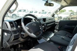 HIACE ESTÁNDAR BLANCA 2025, 5 PLAZAS, 2.8D MT, 2.8L TURBO-DIÉSEL, TRANSMISIÓN AUTOMÁTICA DE 6 VELOCIDADES O MANUAL - Product Image 5