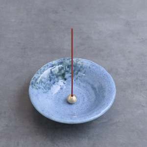 Juego de Porta Incienso de Cerámica Tradicional y Quemador de Incienso de Latón - Azul - Product Image 5