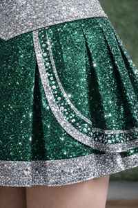 Uniformes de cheerleading de compétition de haute qualité personnalisés en gros, colorés, pour filles et adultes, vêtements d'équipe pour les spectacles scolaires - Product Image 6