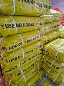 Rouleau de tissu de bâche PE de qualité supérieure super solide Bâche vierge Bâche PE vierge - Product Image 4