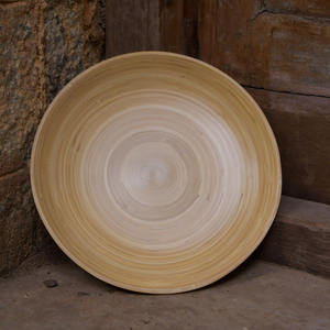 Assiettes en bambou de service alimentaire naturel en gros plat rond artisanal tailletailles personnalisées du Vietnam - Product Image 3