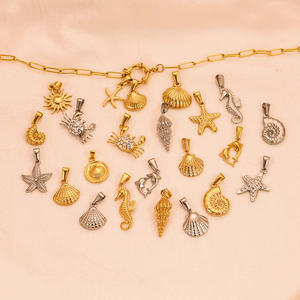Venta al por mayor Ocean Series Jewelry Acero inoxidable PVD Chapado en oro Muchas estrellas de mar Cangrejo Delfín Encantos Concha Colgantes - Product Image 2