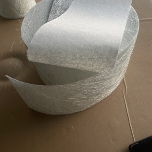 300gsm 450gsm E-Glass Matériaux de bateau de pêche en <span class=keywords><strong>fibre</strong></span> de verre Tapis en <span class=keywords><strong>fibre</strong></span> de verre coupé <span class=keywords><strong>Prix</strong></span> de gros - Product Image 6