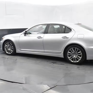 2017 LEXUS LS 460 RWD พร้อมเบาะหนังแท้ - Product Image 1