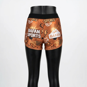 Shorts de mujer premium con paneles gráficos naranjas, tela elástica de poliéster y spandex de 220 GSM, shorts con logo personalizado. - Product Image 6