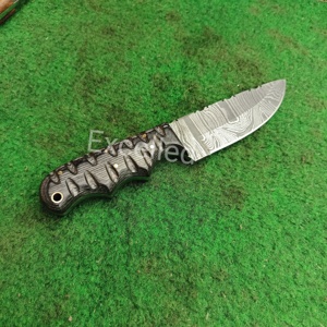 Cuchillo táctico de supervivencia de acero de Damasco con mango de madera Pakka, cuchillo de caza para acampar con Funda de cuero - Product Image 5