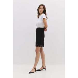 Mini-jupe décontractée plissée en coton non tissé avec doublure en spandex, longueur au-dessus du genou, collection printemps, Mega Merchant - Product Image 3