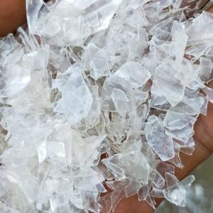 Escamas de Botellas PET 100%, Grado Estándar, Grado de Fusión en Caliente, Blancas, Transparentes, para Componentes de Electrodomésticos, Reciclaje de PSF - Product Image 2
