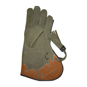Gants de fauconnerie professionnels en cuir de vache de haute qualité Caractéristiques imperméables personnalisées pour les activités de plein air - Product Image 6