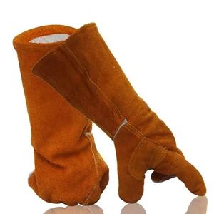 Guantes de soldadura de protección de manos con logotipo personalizado de piel de vaca Guantes de soldadura antideslizantes de espuma CowSplit - Product Image 2