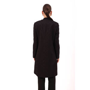Manteau coréen croisé à col montant pour femme – Doublure respirante en cachemire tissé et nylon, noir à motif intégré - Product Image 6