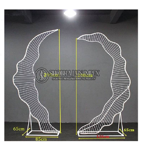 Panneau en métal design pour décorations de mariage Accent élégant et élégant pour votre journée spéciale - Product Image 1