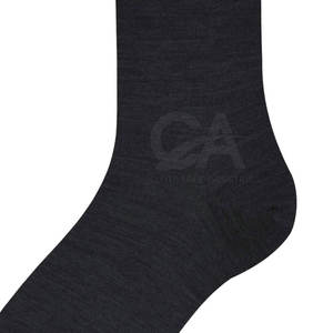 High Quality <b>Mens</b> Breathable Knitted Athletic <b>Socks</b> <b>White</b> and Black Customizable Logo Pattern Durable and Fashionable <b>Socks</b> - Product Image 5