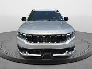 Jeep Wagoneer L 2024 d'occasion, propre - Product Image 2