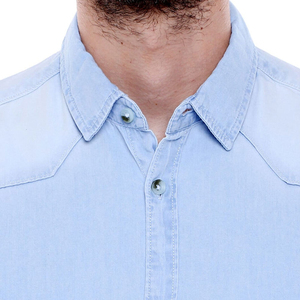 เสื้อเชิ้ตยีนส์ทรงเข้ารูปสีน้ำเงินสำหรับผู้ชาย ผ้าฝ้าย 100% สวมใส่สบาย สไตล์คลาสสิก ล้างสีคราม เสื้อเชิ้ตลำลอง - Product Image 6