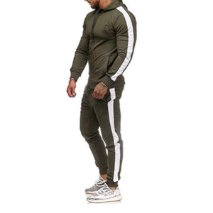 ชุดวอร์มกีฬาผู้ชายแบบกำหนดเองสำหรับฤดูหนาว ประดับด้วยคริสตัล ผ้าฝ้าย 100% ชุดออกกำลังกายสองชิ้น ชุดออกกำลังกายแห้งเร็ว - Product Image 4