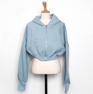 Fabricación de logotipo personalizado Gym Sport Wear 2023 Winter Fleece Sudadera de algodón de alta calidad Sudadera con capucha recortada para mujer - Product Image 6