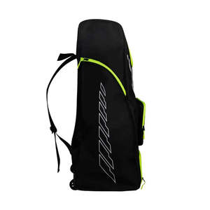 Bolsa de Cricket CA Plus 18K con Correa y Ruedas, Negra/Verde, Solución de Almacenamiento de Equipamiento - Product Image 3