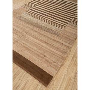 พรมปูพื้นลายทางสีเบจและสีน้ำตาล Nomadic Threads รุ่น PDJT-481 ทำจากปอกระเจาและป่าน ทอแบบแบน เหมาะสำหรับใช้ในบ้าน ห้องนอน ห้องนั่งเล่น และทางเดิน - Product Image 2