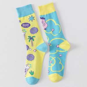 2025 New Fashion Fun Bunte Früchte Lebensmittel Blume Tier Cartoon Lustige süße Baumwoll socken für Geschenke - Product Image 3
