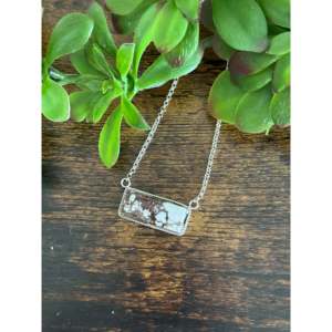 สร้อยคอเงินแท้รูปม้าป่าตะวันตกเฉียงใต้ ดีไซน์คลาสสิกประดับเพชรและมุก - Product Image 3