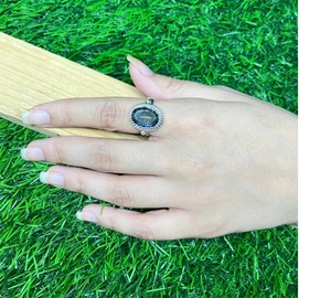 Anillo bohemio de plata de ley de cuarzo místico, regalo de joyería de piedras preciosas bohemias hechas a mano para mujer - Product Image 1