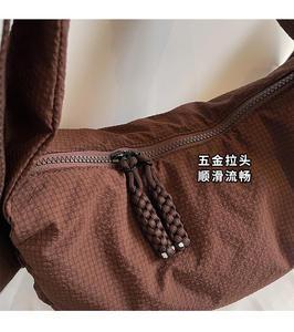 Bolso de Hombro Ligero y Suave para Mujer, Bolso Cruzado Informal con Interior Espacioso, Tela Resistente y Cierre Suave, Multicolor - Product Image 6