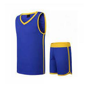 Cómodo conjunto de uniformes de la mejor calidad para jóvenes, cree su uniforme de baloncesto personalizado por sublimación hecho por la industria RAM - Product Image 2