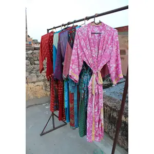 Batas tipo Kimono para mujer, bata larga de seda, albornoz, ropa de dormir suave, albornoz estampado para mujer