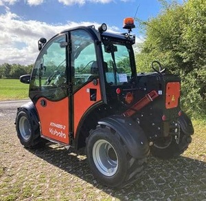 Chargeuse sur pneus compacte Kubota KTH485-2, moteur diesel, couple élevé, rayon de braquage court, équipement de construction, plus de 5 ans - Product Image 6