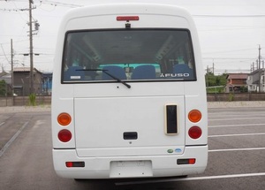 รถบัสโดยสารมิตซูบิชิ โรซ่า ปี 2017 มือสอง เครื่องยนต์ดีเซล มาตรฐานไอเสียยูโร 3 เกียร์ธรรมดา - Product Image 4