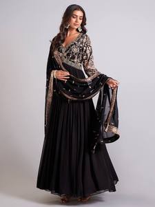 Vestido Anarkali de Georgette Negro Bordado de Lujo Unity con Dupatta, Ropa Premium para Fiestas y Eventos Nocturnos - Product Image 3