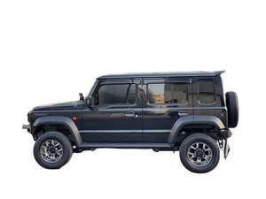 SUV Compacto Usado 2024 |   Transmisión Automática, 2 Asientos, Bajo Kilometraje, 12500 Millas, 200HP, Clase Eléctrica Oscura, Gasolina - Product Image 3