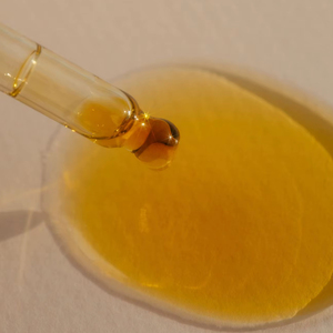 Usine de fabrication en gros d'huile de transporteur de Marula 100% pure et naturelle de qualité supérieure exportateur en vrac d'huile de transporteur de Marula - Product Image 1