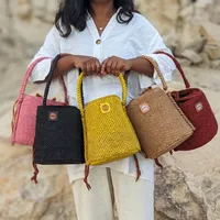 Sac seau en crochet Ana pour femme, style bohème, avec cordon de serrage, doublure en coton jaune, bandoulière unique, durable, pour usage quotidien