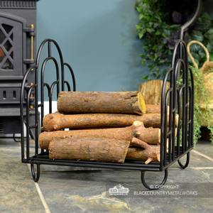 Porte-bûches en forme de coeur en métal avec revêtement en poudre marron parfait pour le stockage de bois de chauffage extérieur élégant et la décoration de jardin - Product Image 6