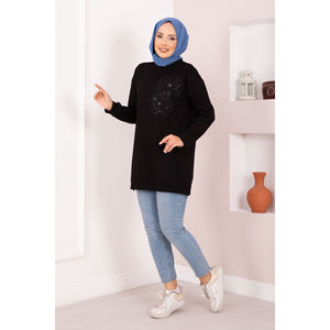 Túnica Hijab Modesta Oysho en Negro con Bordado Floral en Tejido de Punto - Product Image 3