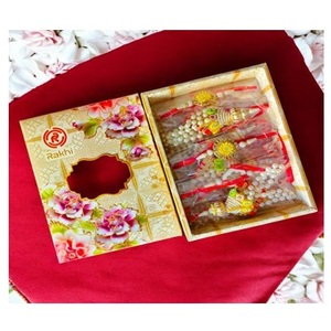 Diseñador de calidad superior Rakhi para Raksha Bandhan y Bhai Dooj disponible a un precio razonable - Product Image 1