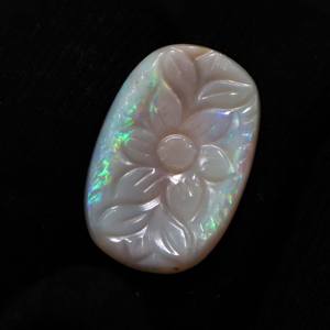 Opale australienne sculpture Cabochon fleur sculpture naturelle opale australienne pierre précieuse fantaisie forme taille 23X15X2MM environ - Product Image 2
