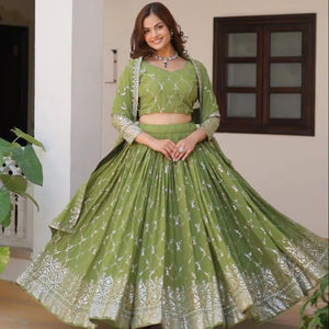 ชุดงานแต่งออกแบบสำหรับงานแต่งงาน lehenga choli และ dupatta พร้อมงานปักลำดับ - Product Image 1