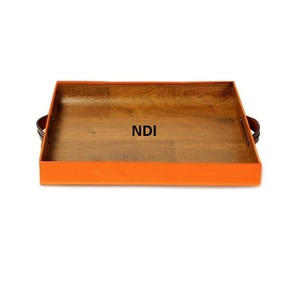 Bandeja de Servicio Decorativa de Metal Hecha a Mano con Acabado Antiguo, Calidad Premium, Multiusos para Servir el Desayuno - Product Image 4