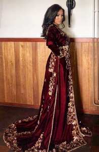 HAND-ZARDOZI-EMBROIDERY TRENDY--STYLISH และสวยงามบนชุดสีน้ำตาลเข้มและผ้าคลุมหน้าพร้อมชุดเดรสสำหรับงานแต่งงาน = 2024 - Product Image 2
