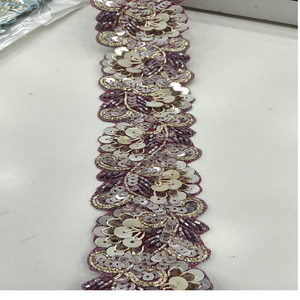 Rubans et lacets brodés à la main sur mesure avec différents types de matériaux de broderie utilisés et en couleurs pour les robes de mariée - Product Image 6