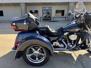 Harley-Davidson d'occasion 2012 ®   FLHTCUTG - Tri Glide ®   Ultra Classique ®   disponible à la vente - Product Image 5
