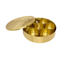 Boîte à épices en laiton personnalisée Ustensiles de cuisine Boîte à épices Masala carrée en laiton doré faite à la main pour boîte artisanale d'épices - Product Image 3