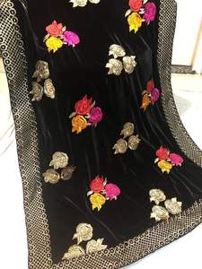 Top qualité personnalisé vêtements pour femmes châles taux de gros Vintage Style cachemire laine châle avec taille disponible - Product Image 4