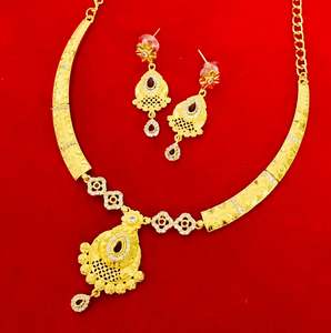 24K chapado en oro Dubai Vintage moda joyería collar conjunto pendientes brazaletes peines broches Material de cobre para EE. UU. - Product Image 3